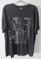 Neues T-SHIRT v.  C&A    Gr:XL schwarz gekurbeltes Motiv neuw.