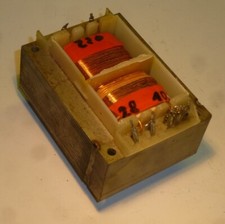 Trafo Netztrafo Transformator 220 V --  10 Volt + 28 Volt