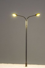 10 LED Straßenlampen zweiseitig Metall N für Modellbau mit Widerständen für 12V