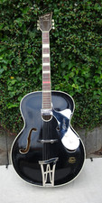 Gitarre  Arnold Hoyer Herr im Frack Framus Tonabnehmer