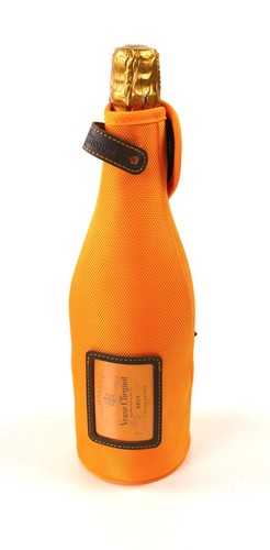 Veuve clicquot yellow - veuve, label