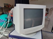 Röhren-Monitor, Medion, Farbe