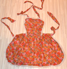 Dederon Servier-Schürze Latzschürze Bindeschürze m. Spitze DDR um 1975