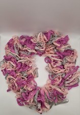 Rüschenschal Handarbeit