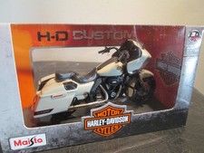 1:18  Harley Davidson  2018