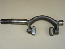 Hebel / Welle (verbogen) für Differential vom 10/2 Getriebe Deutz D25 S Traktor