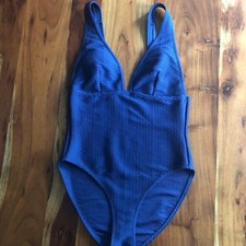 ESPRIT Badeanzug Gr. 42 NEU!