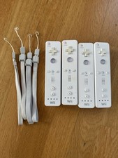 4 Nintendo Wii Remote