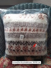 Kuschelkissen.  Lammflor.