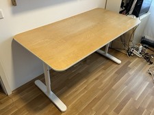 IKEA BEKANT Schreibtisch, manuell höhenverstellbar 160x80cm