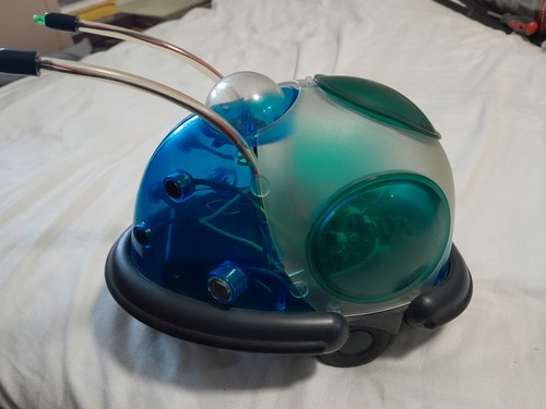 Eaglemoss real robots base - robots,