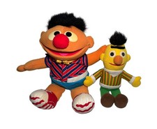 Kuscheltier Sesamstraße Ernie & Bert Plüschfiguren – Ernie mit Sound & Bewegung
