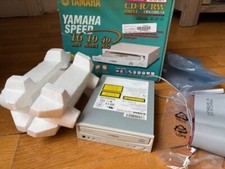 Vintage Yamaha CRW2100S SCSI
