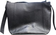 Schultertasche Biba schwarz