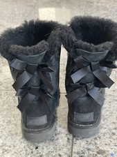 UGG Bailey Bow II Boot Schwarz Gr. 36