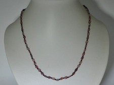 glatt geschliffene Halskette mit Rosa Turmalin mit Spinell Steinen