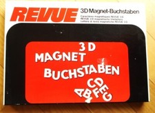 Magnettafel + Magnet-Buchstaben (Revue 3D)