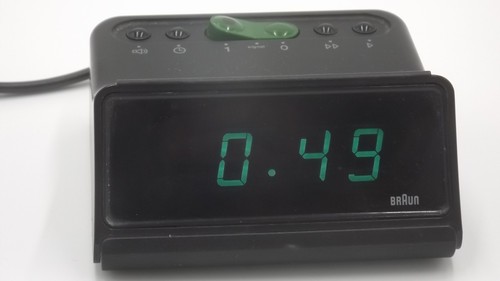 Braun elektrischer wecker - braun,