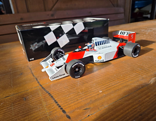 Minichamps mclaren mp4 5b - minichamps,