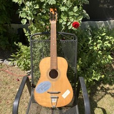 Gitarre (Name unbekannt)