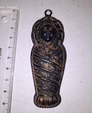 Antikes Fatschenkindl Votivgabe aus Zinn mit Prägemarke ca. 9 cm gross