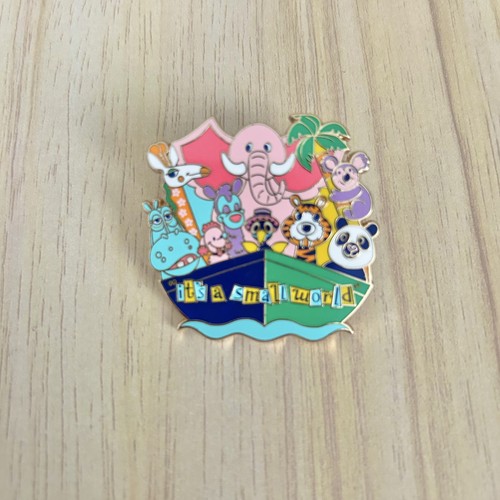 Disney pin small - a,
