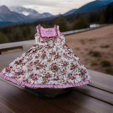 Edel Heiss Women Traditional