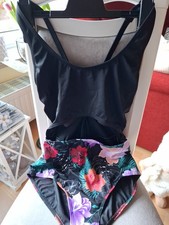 Toller Badeanzug Gr.38