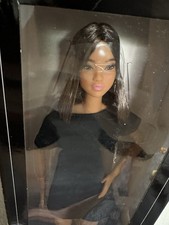 Mattel Barbie Basics Model 01