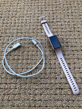 Huawei Band 7-7F5 Fitnessuhr, m. rosa Band und Ladekabel