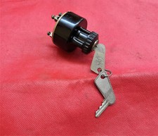 Trabant Wartburg Barkas Zündschloss mit 2 x Schlüssel Oldtimer SW10134