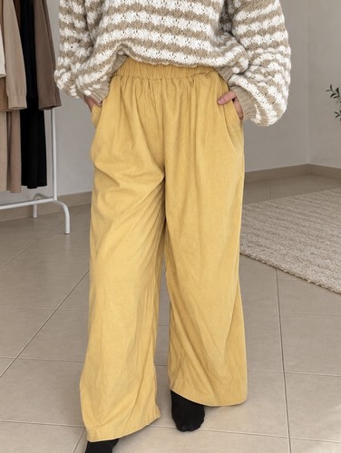Gelbe wide leg hose - leg,