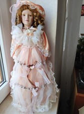 Porzellankopfpuppe, produziert