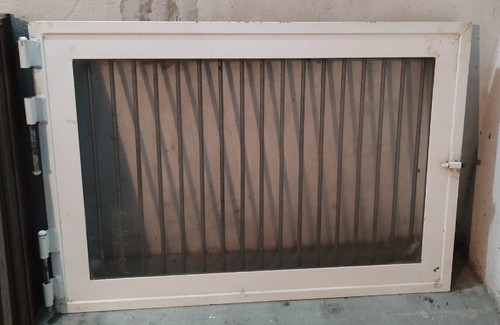 Pferdestall drehfenster mit - pferdestall,