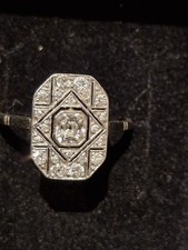 Feinster art deco Platinring