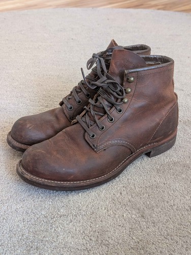 Red wing blacksmith - red,