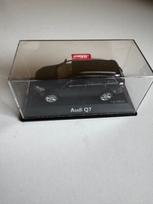 Audi Q7 Modellauto 1:43 – Schuco – limitiert (1 von 1500) mit Vitrine
