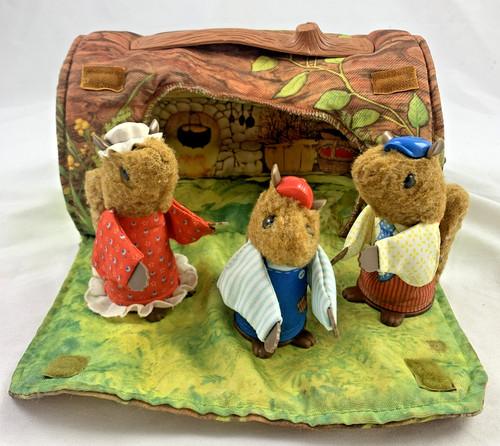Fisher price woodsey squirrel - fisher-price,