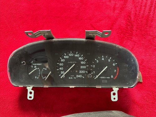 Mazda 323 16v tacho - 323, 1.9i