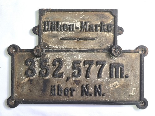 Höhenmarke bahnhof - v.,