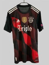 adidas FC Bayern München Triple Trikot Boateng Incl. Trikotbox