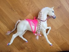 Barbie 90er Pferd Prinz Prince Sattel Decke Zaumzeug Hufeisen komplett 