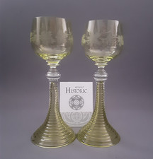 Zwei 120 Jahre alte / antike