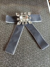 Schleifenbrosche Strass Samt Dunkelblau Damenkragen Krawatte