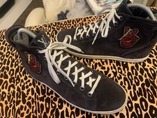 Louis Vuitton Victory Suede