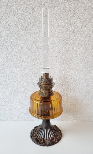 Schöne antike petroleumlampe - schöne,,