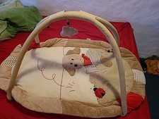 Krabbeldecke mit Spielbogen