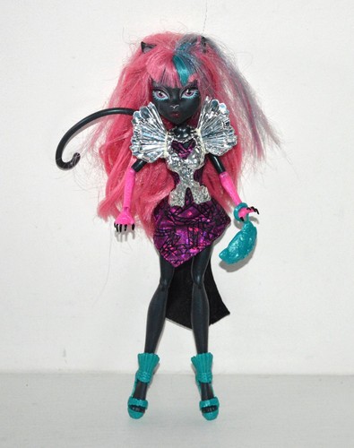 Monster high catty puppe - high,