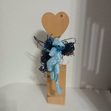Herz aus Holz mit Holzsäule 36 cm hoch - DEKO