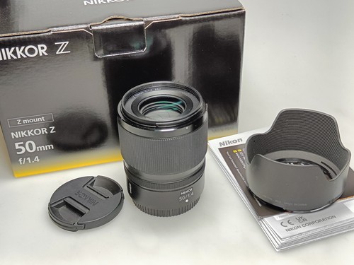 Nikon nikkor 50mm - f/1.4, z